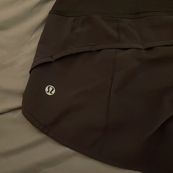 LuLu Athletic Shorts - Picture 2 of 3